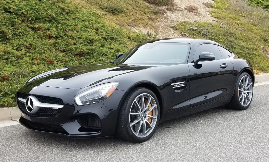 Mercedes AMG GT Rental in Dubai Mercedes AMG GT Rental in Dubai